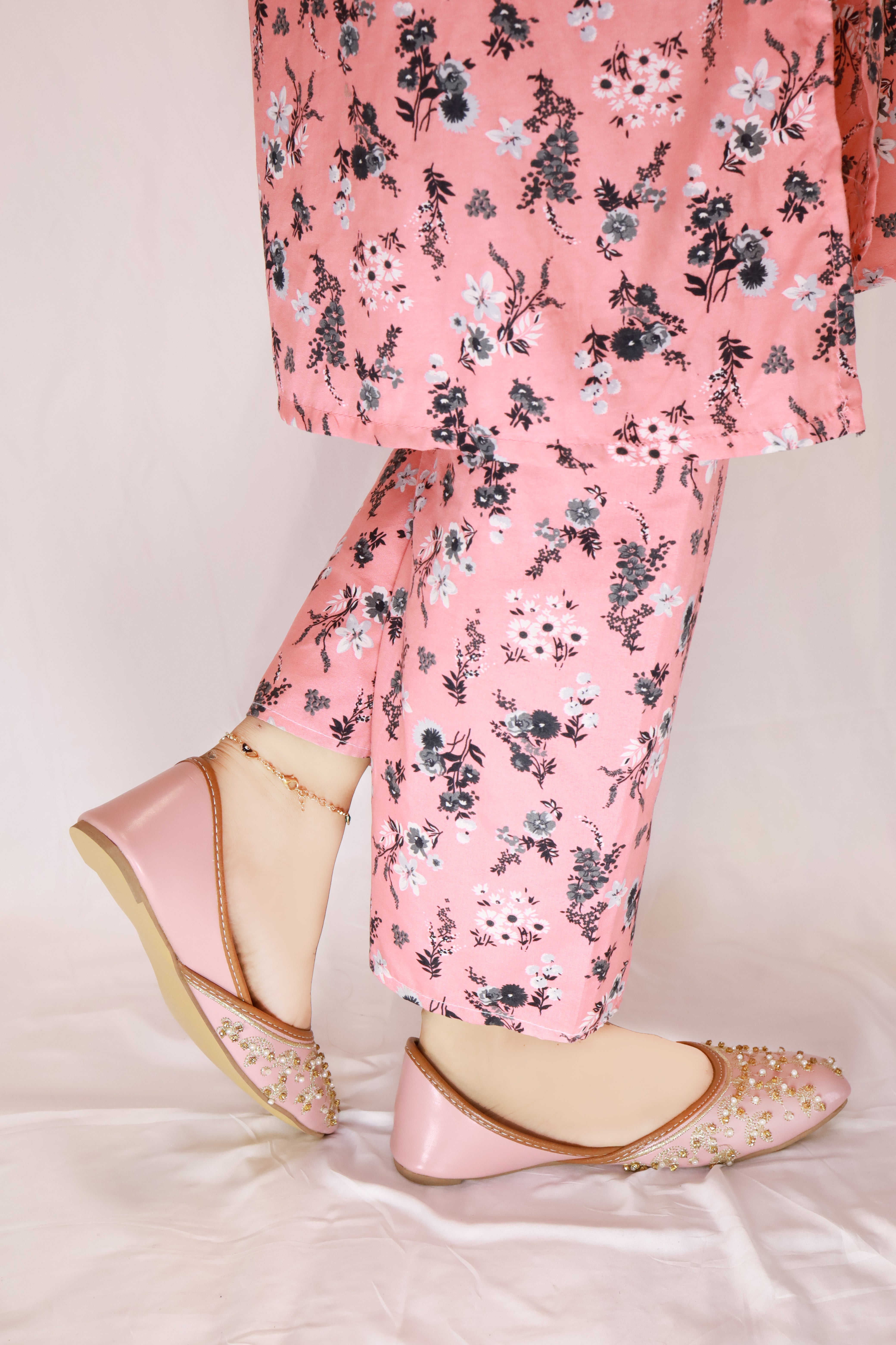 Catwalk Khussa AAK117 Pink