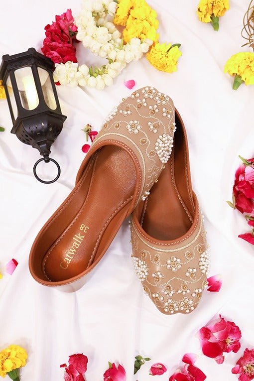 Catwalk Khussa AAK119 Cream